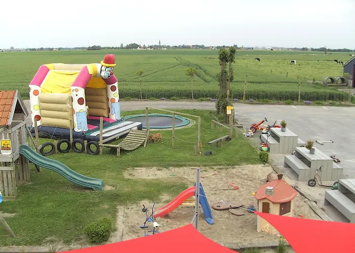 Holiday home 't Vossenerf De Haan